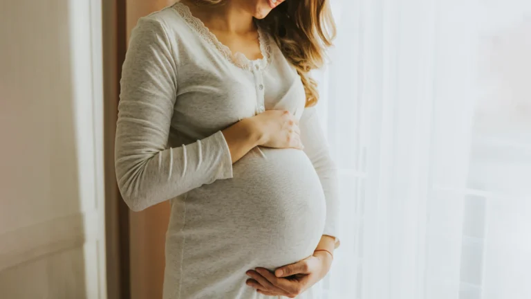 Accompagnement bien-être pendant la grossesse en réflexologie maternité