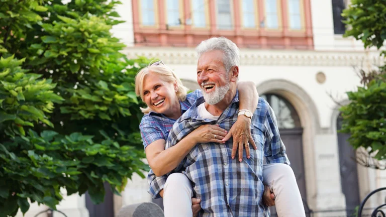 Réflexologie seniors pour préserver le bien-être et l’autonomie au quotidien